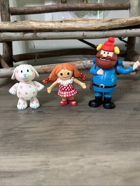 EUC RUDOLPH THE RED NOSED REINDEER PINK SPOTTED ELEPHANT DOLLY & YUKON CORNELIUS
